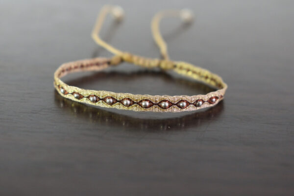 Pulsera Telar Egipcio 48 Hilos Beige Plata Balín Centro