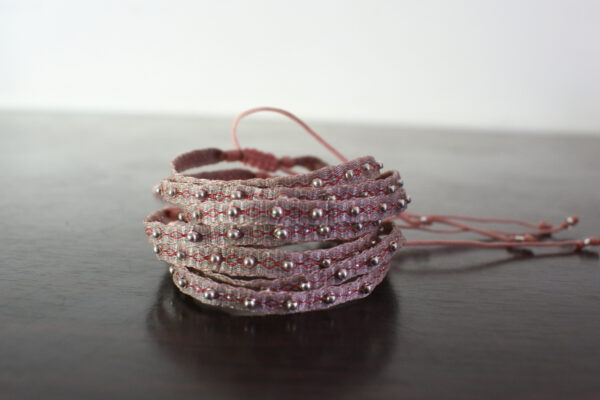 Pulsera Telar Egipcio 48 Hilos Palo Rosa Plata Balín Centro - Image 2