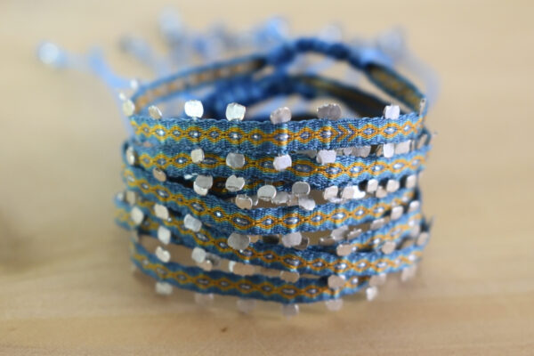 Pulsera Telar Egipcio 48 Hilos Azul Plata Martillada - Image 2