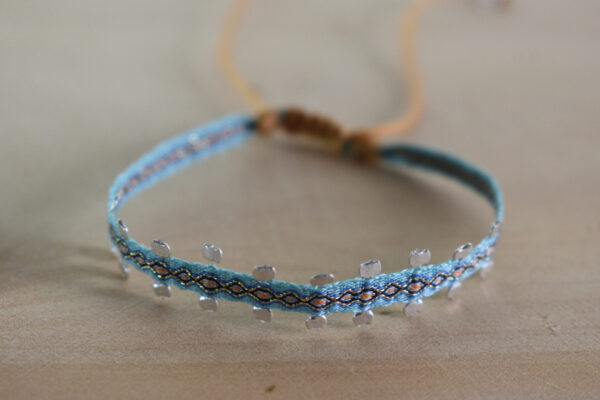 Pulsera Telar Egipcio 48 Hilos Azul/Miel Plata Martillada
