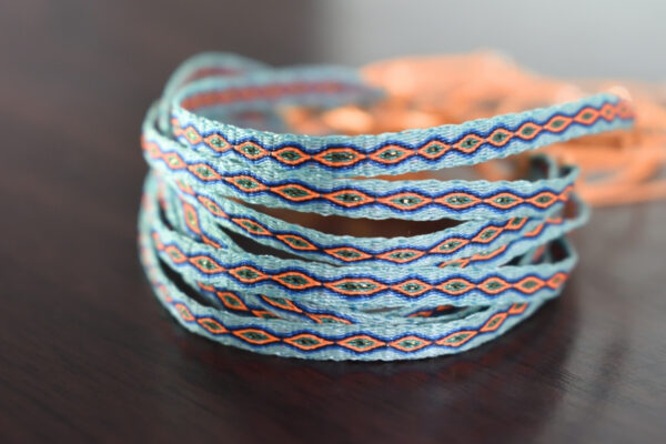 Pulsera Telar Egipcio 48 Hilos Azul Cielo - Image 2