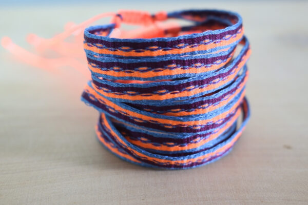 Pulsera Telar Egipcio 96Hilos Azul/Naranja fluorescente - Image 2