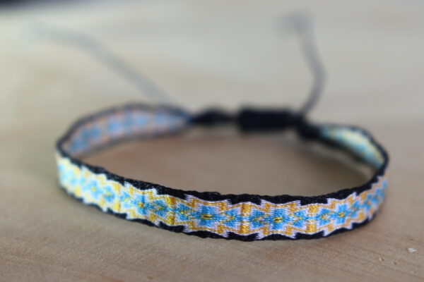 Pulsera Telar Egipcio 96Hilos Negro/Blanco/Amarillo/Azul