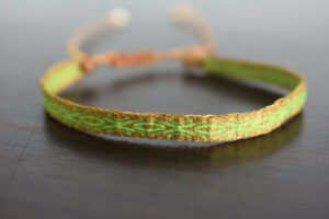 Pulsera Telar Egipcio 96Hilos Miel/Verde Lima
