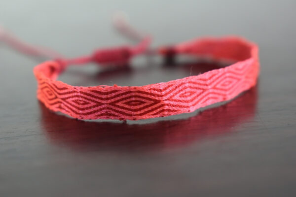 Pulsera Telar Egipcio 96Hilos Fucsia/Rojo Escarlata